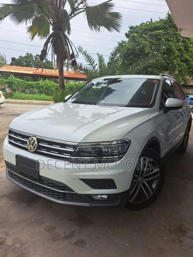 Volkswagen Tiguan 2.0T SE AWD 4MOTION 2019 White