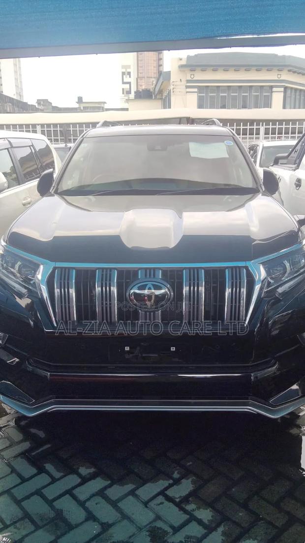 Toyota Land Cruiser 2021 Black