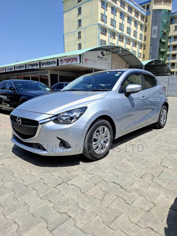 Mazda Demio 2019 Silver
