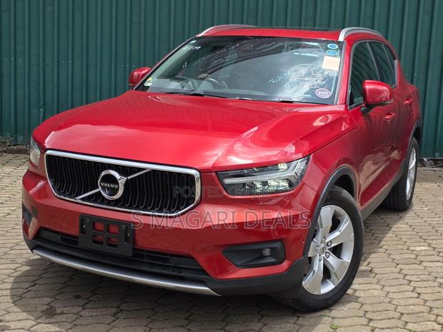 Volvo XC40 T3 Petrol FWD 2018 Red