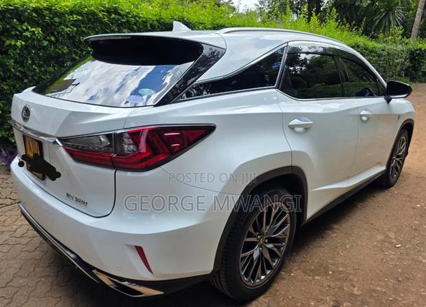 Lexus RX 2019 White