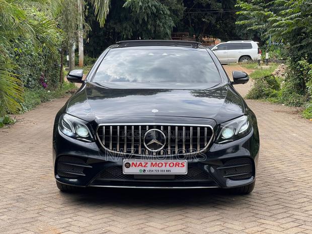 Mercedes-Benz E200 2017 Black