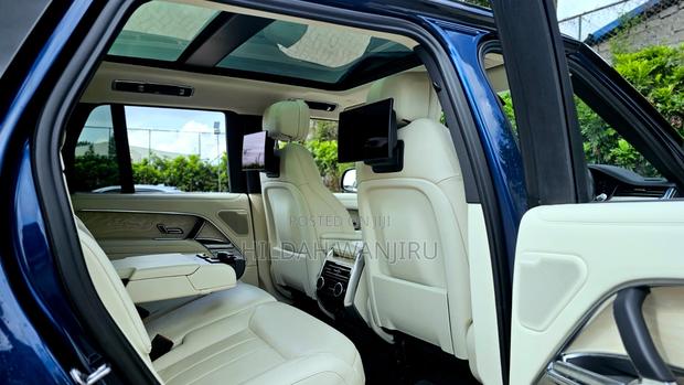 Land Rover Range Rover Vogue 2021 Blue