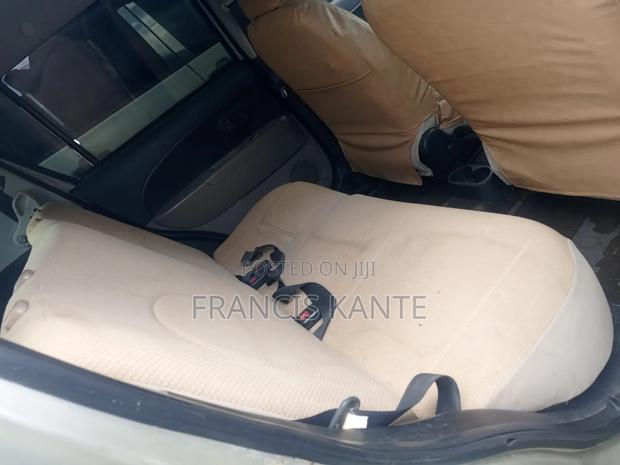 Toyota Passo 2010