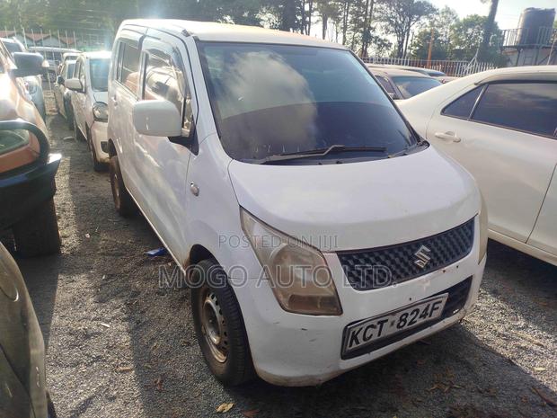 Suzuki Wagon R 2011 White