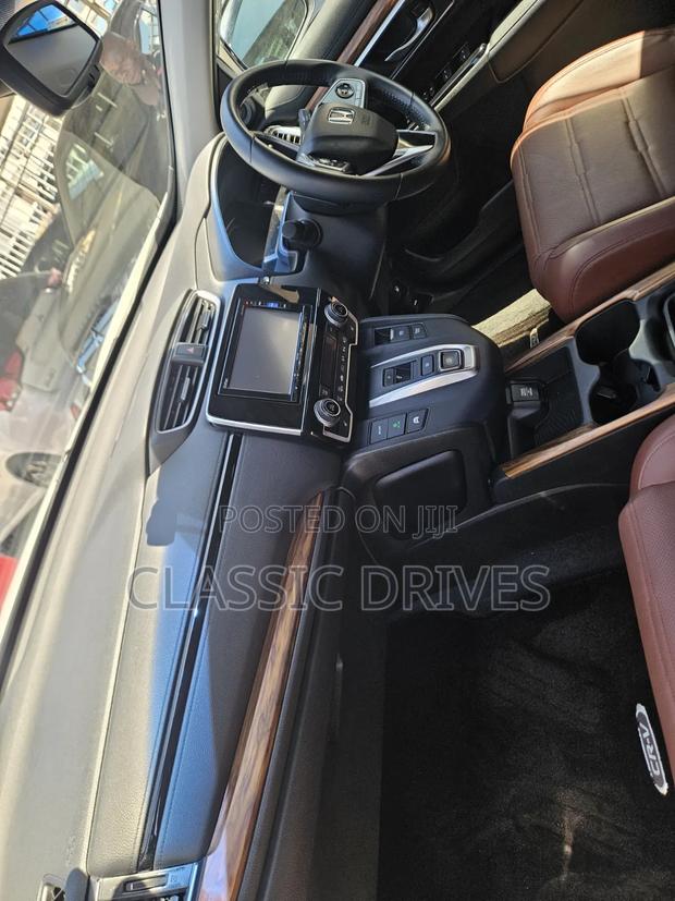 Honda CR-V 2019 White