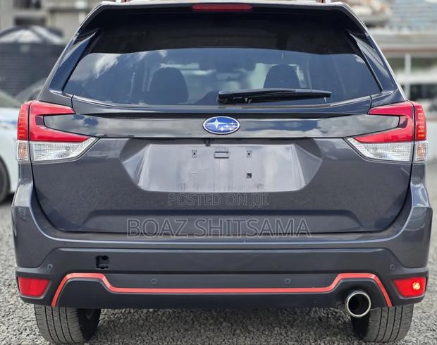 Subaru Forester 2019 Gray