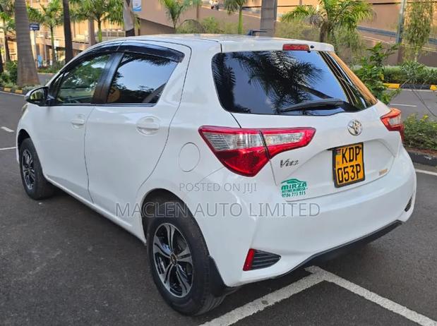 Toyota Vitz 2017 White