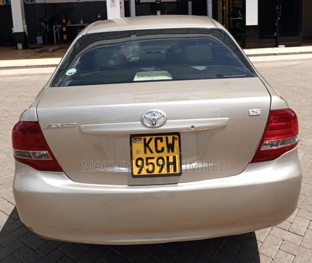 Toyota Axio 2008 Gold