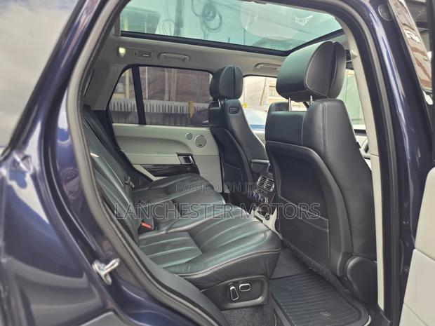Land Rover Range Rover Vogue 2016 Blue