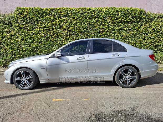 Mercedes-Benz C200 2014 Silver