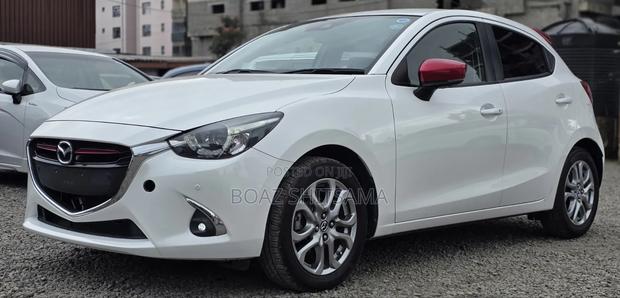 Mazda Demio 2019 White