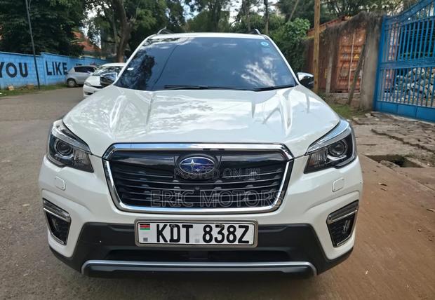 Subaru Forester 2018 White