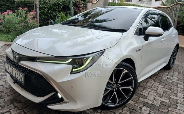 Toyota Corolla 2018 White