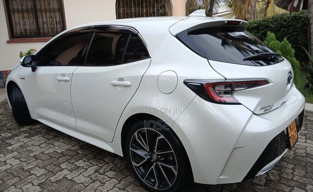 Toyota Corolla 2018 White