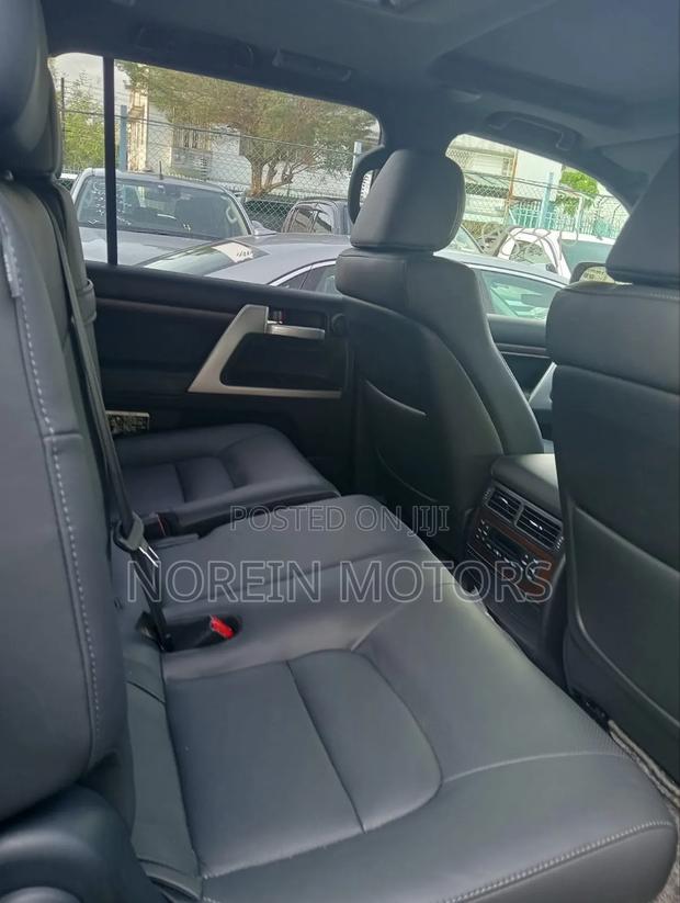 Toyota Land Cruiser 2019 Matt Black