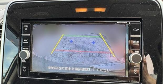 Nissan Serena 2019 Silver