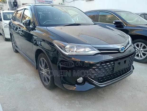 Toyota Corolla Fielder 1.5 Hybrid FWD 2019 Matt Black