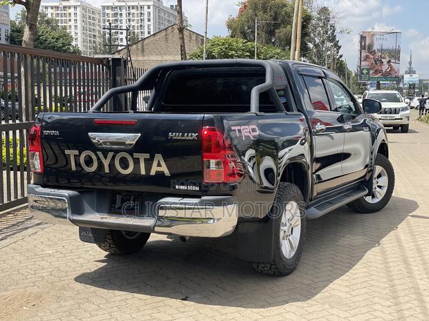 Toyota Hilux Revo Double Cab Deisel 2.4 AWD 2019 Black