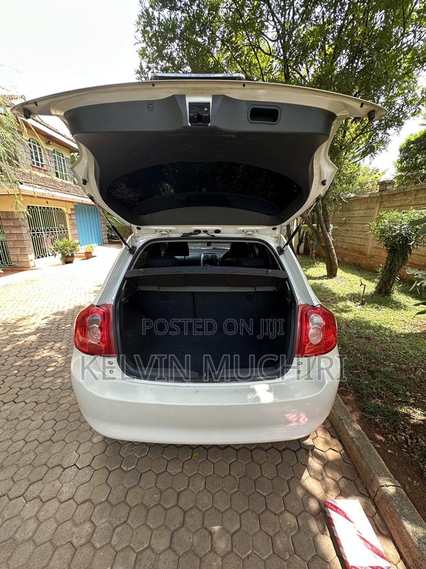Toyota Auris 2008 Pearl