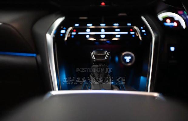 Toyota Harrier Hybrid G 2020 White