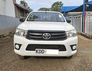 Toyota Hilux 2019 White for sale