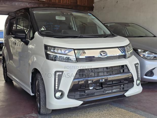 Daihatsu Move 2019 White