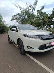 Toyota Harrier 2016 White for sale