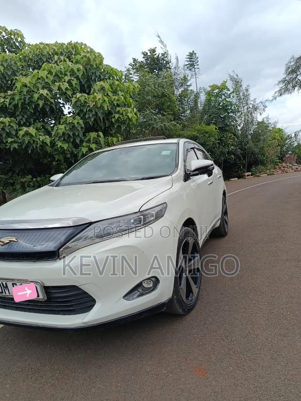 Toyota Harrier 2016 White