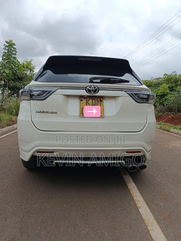 Toyota Harrier 2016 White