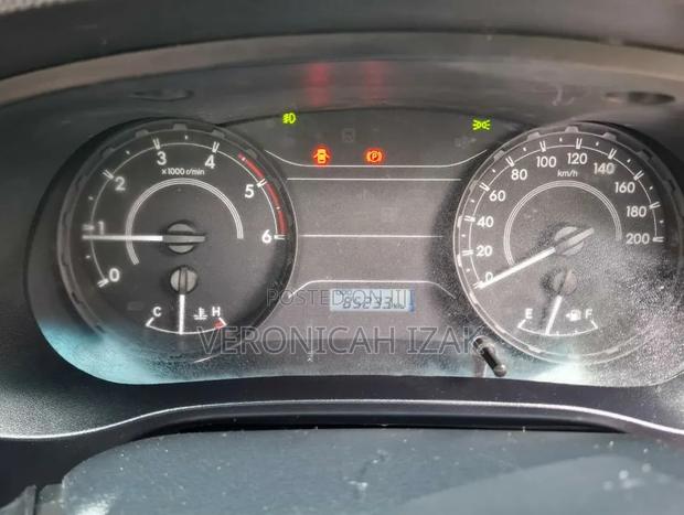 Toyota Hilux 2019 Black