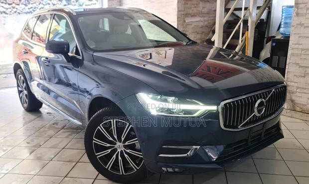 Volvo XC60 T5 Inscription AWD 2019 Gray
