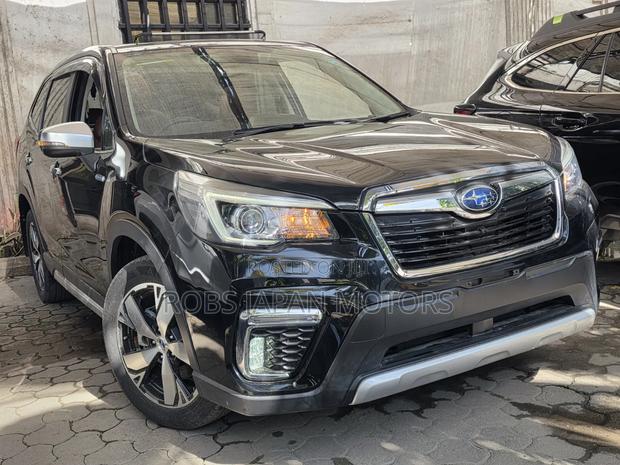 Subaru Forester Premium AWD 2019 Black