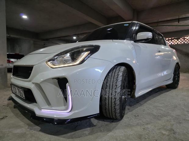 Suzuki Swift Sport 2019 White
