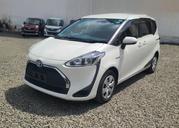 Toyota Sienta 1.5 Hybrid FWD 2019 White for sale
