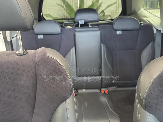 Subaru Forester Premium 2021 White
