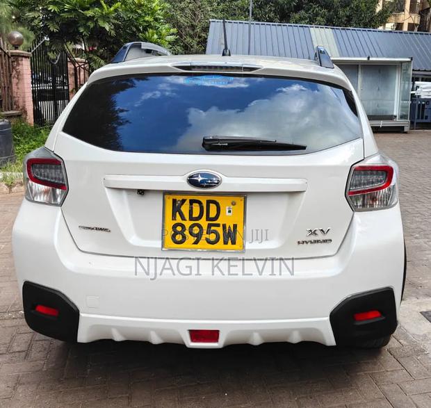 Subaru XV Hybrid 2014 White