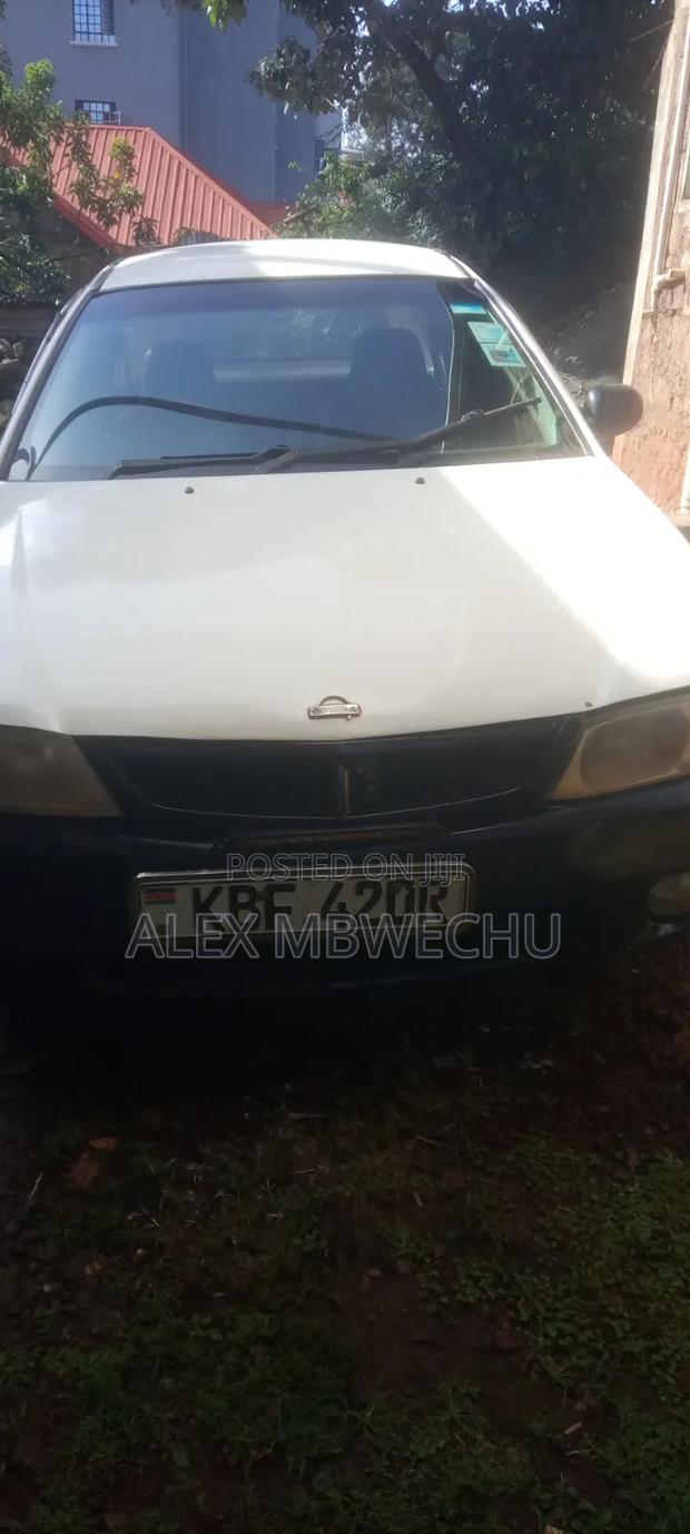 Nissan Advan 2005 White