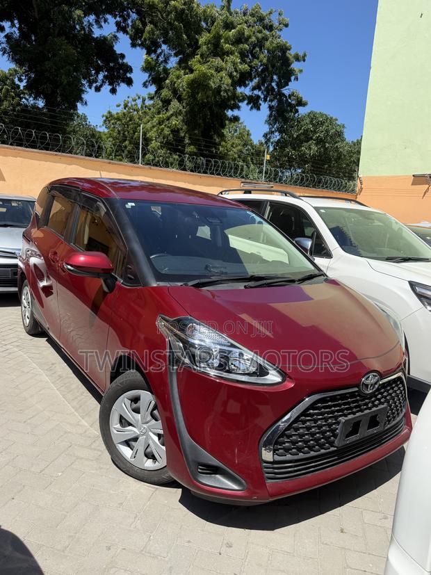 Daihatsu Move 2019 Blue