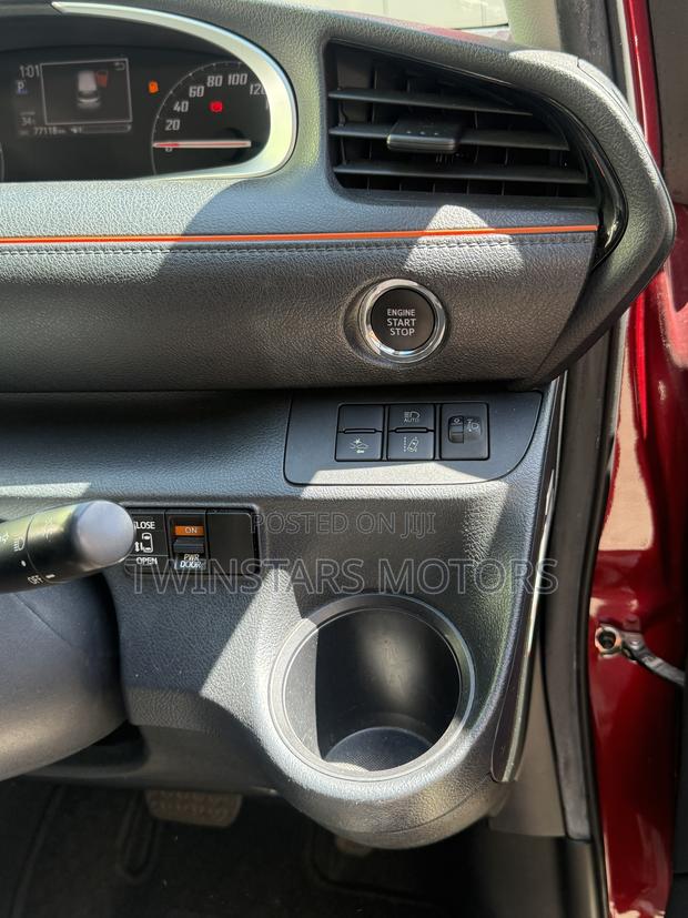 Daihatsu Move 2019 Blue
