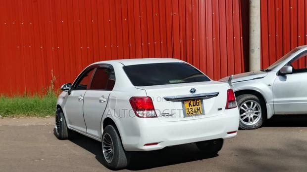 Toyota Axio 1.5 G 2WD 2014 White
