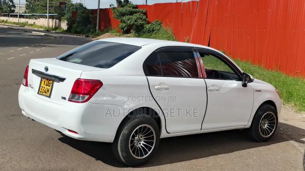 Toyota Axio 1.5 G 2WD 2014 White