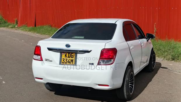 Toyota Axio 1.5 G 2WD 2014 White