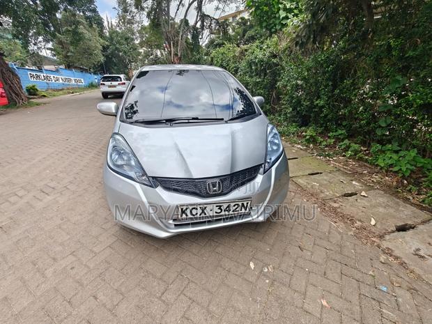 Honda Fit 2012 Silver