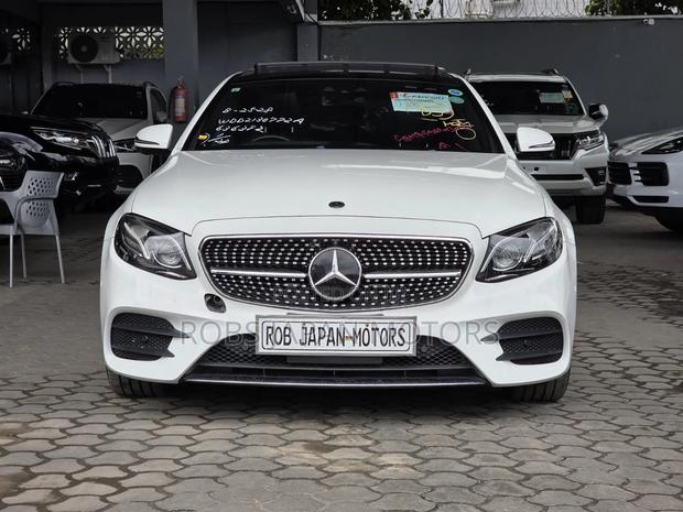 Mercedes-Benz E200 2019 White