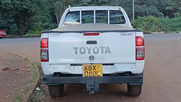Toyota Hilux 3.0 D-4D Double Cab 4x4 Raider 2007 White