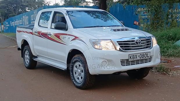 Toyota Hilux 3.0 D-4D Double Cab 4x4 Raider 2007 White