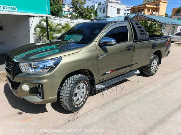 Toyota Hilux 2014 Beige