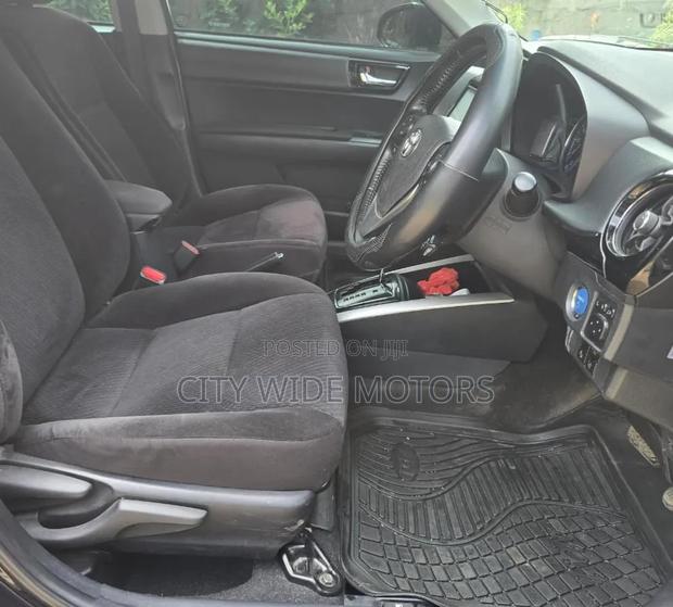 Toyota Axio 1.5 Hybrid 2WD 2018 Purple