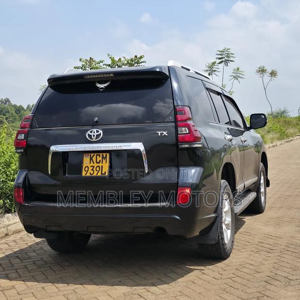Toyota Land Cruiser Prado 2.7 i 2010 Black